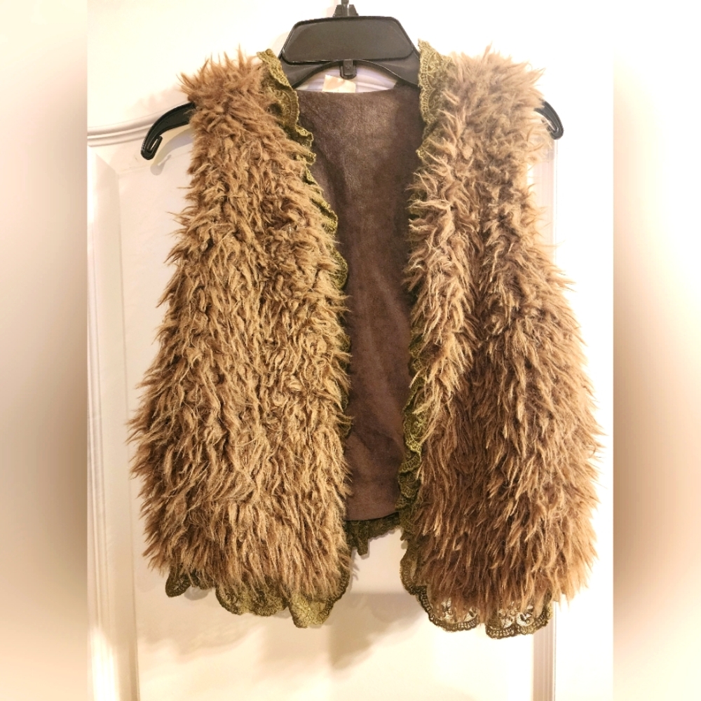 M.L. Kids Faux Fur Vest with Lace Lining